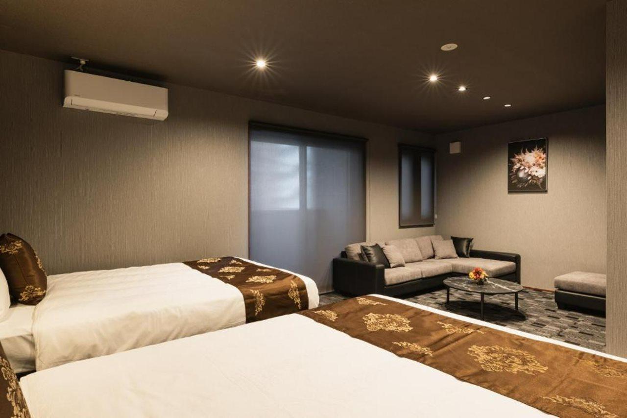 Aparthotel Grand Base Haruyoshi à Fukuoka  Extérieur photo